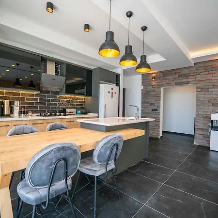 Kartal Yuvasi וילה